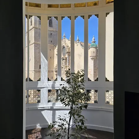 Luminoso Atico Con Vistas A La Iglesia, Casa Angel Giner *