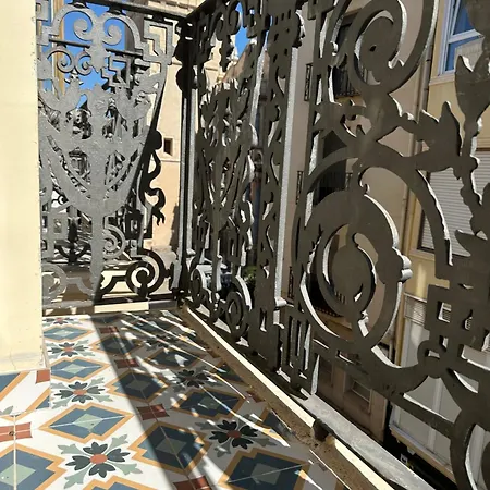 Luminoso Atico Con Vistas A La Iglesia, Casa Angel Giner Apartman *